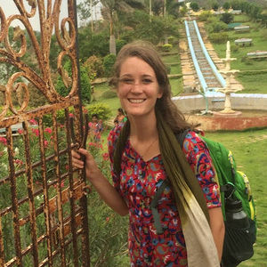 Meet your Posher, Alison